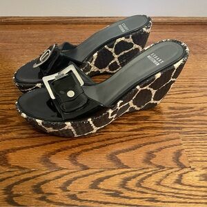 Stuart Weitzman Giraffe Print Wedge Platform Size 9 EUC